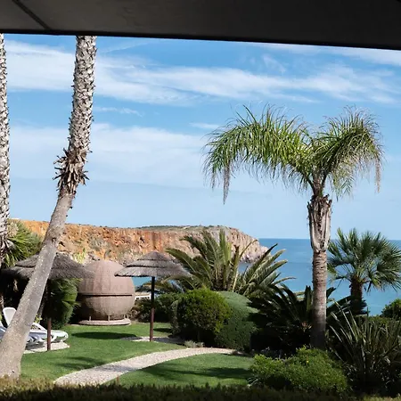 Mareta View - Boutique Bed & Breakfast-3
